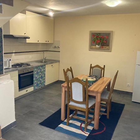 Relax And Explore, Alva Apartment Солин Екстер'єр фото