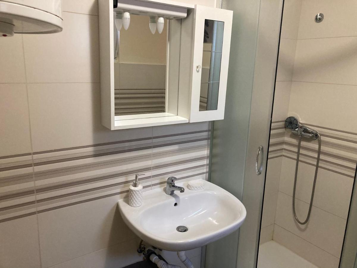 Relax And Explore, Alva Apartment Солин Екстер'єр фото